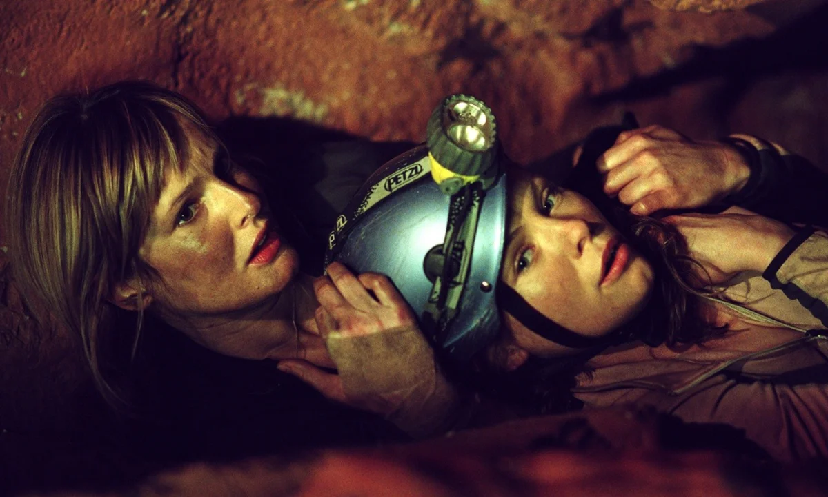The Descent is No.6's Halloween Film - come and watch with us if you dare...